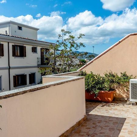 Sa Domu Downtown - Pms Casevacanze Olbia Eksteriør billede