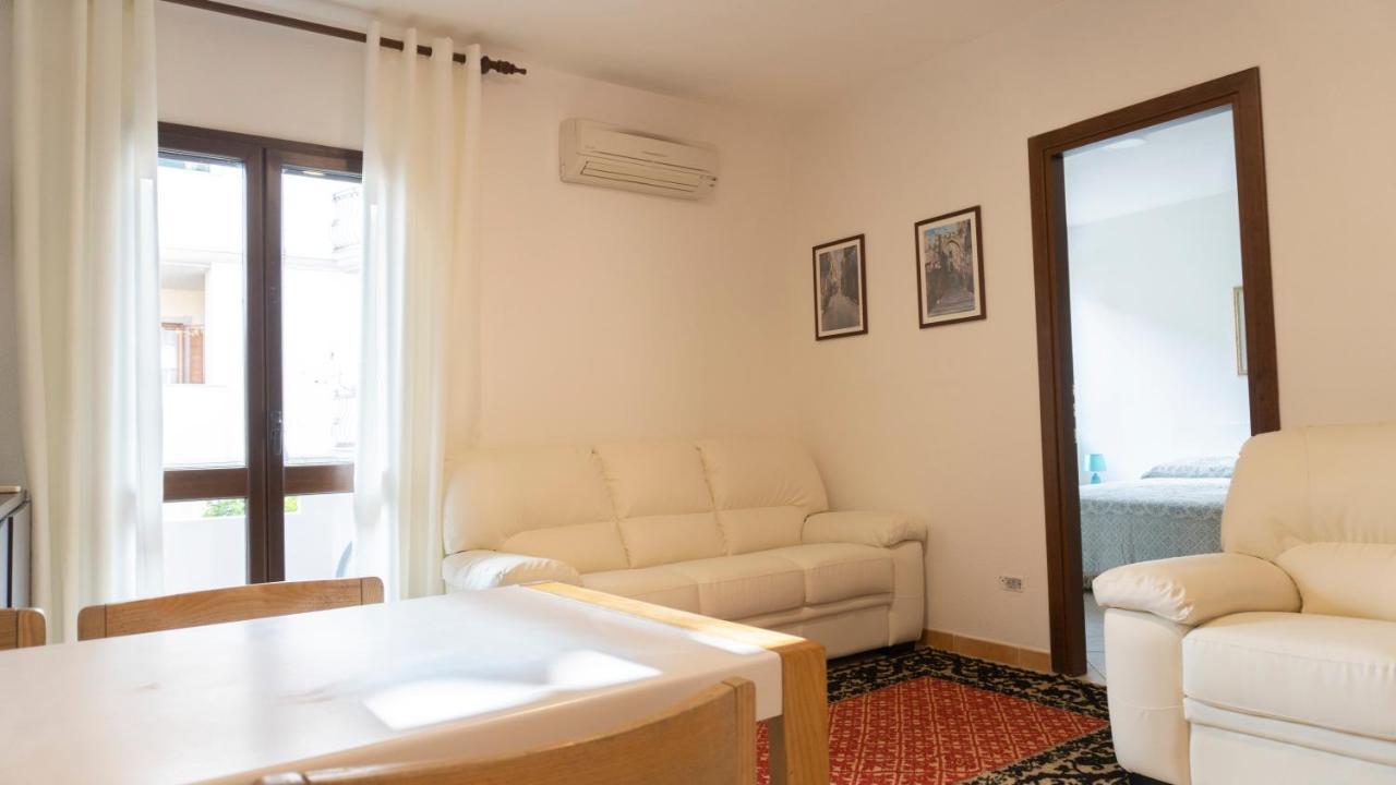 Sa Domu Downtown - Pms Casevacanze Olbia Eksteriør billede